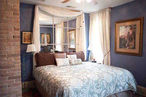Arbor House Suites Bed And Breakfast Сан-Антоніо Екстер'єр фото